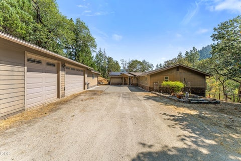 Tiny photo for 12330 E Evans Creek Road, Rogue River, OR 97537 (MLS # 220227462)