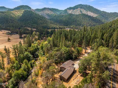 Tiny photo for 12330 E Evans Creek Road, Rogue River, OR 97537 (MLS # 220227462)