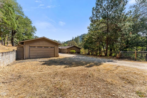 Tiny photo for 12330 E Evans Creek Road, Rogue River, OR 97537 (MLS # 220227462)