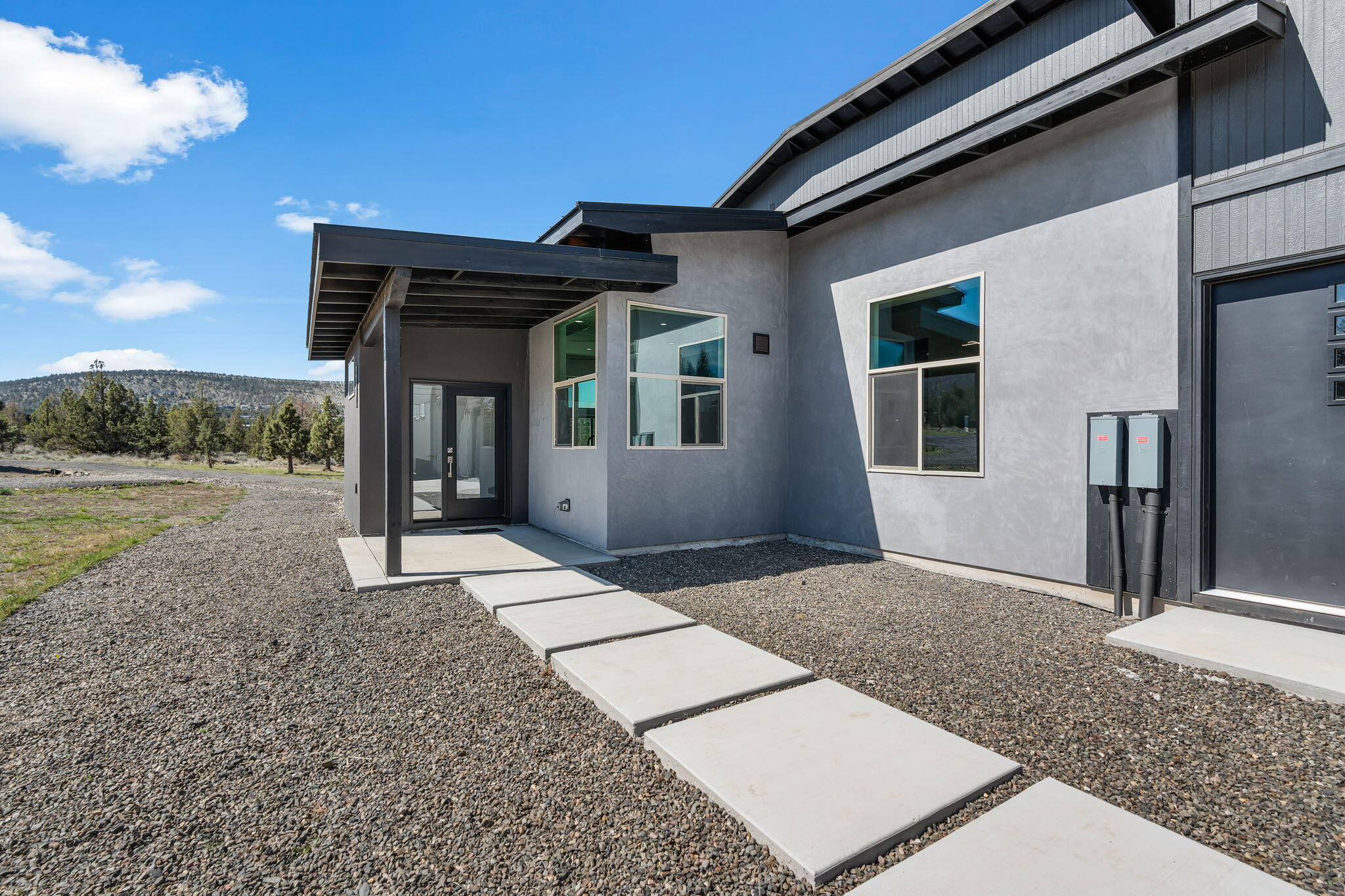 2121 SE Antler Lane