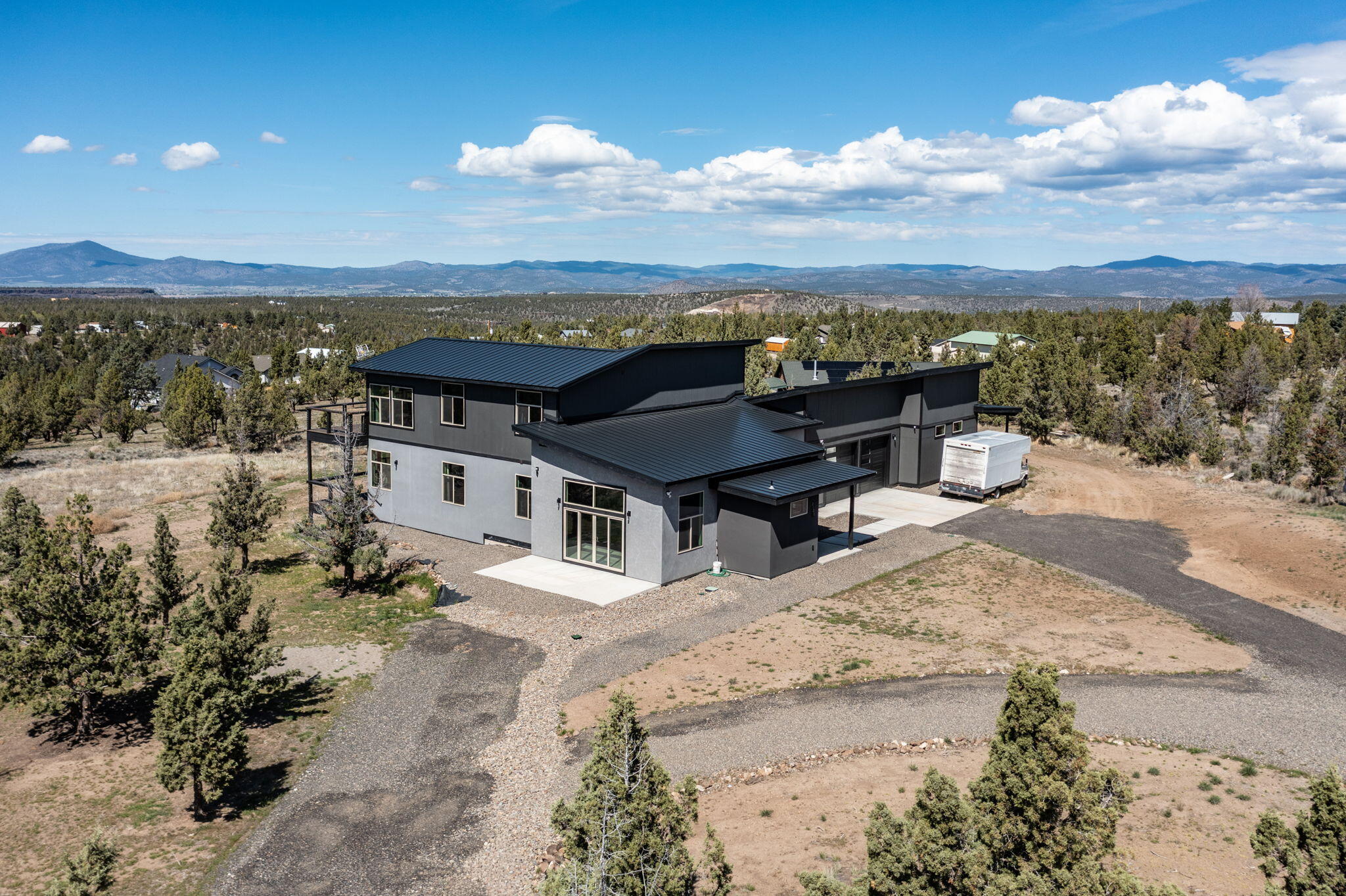2121 SE Antler Lane