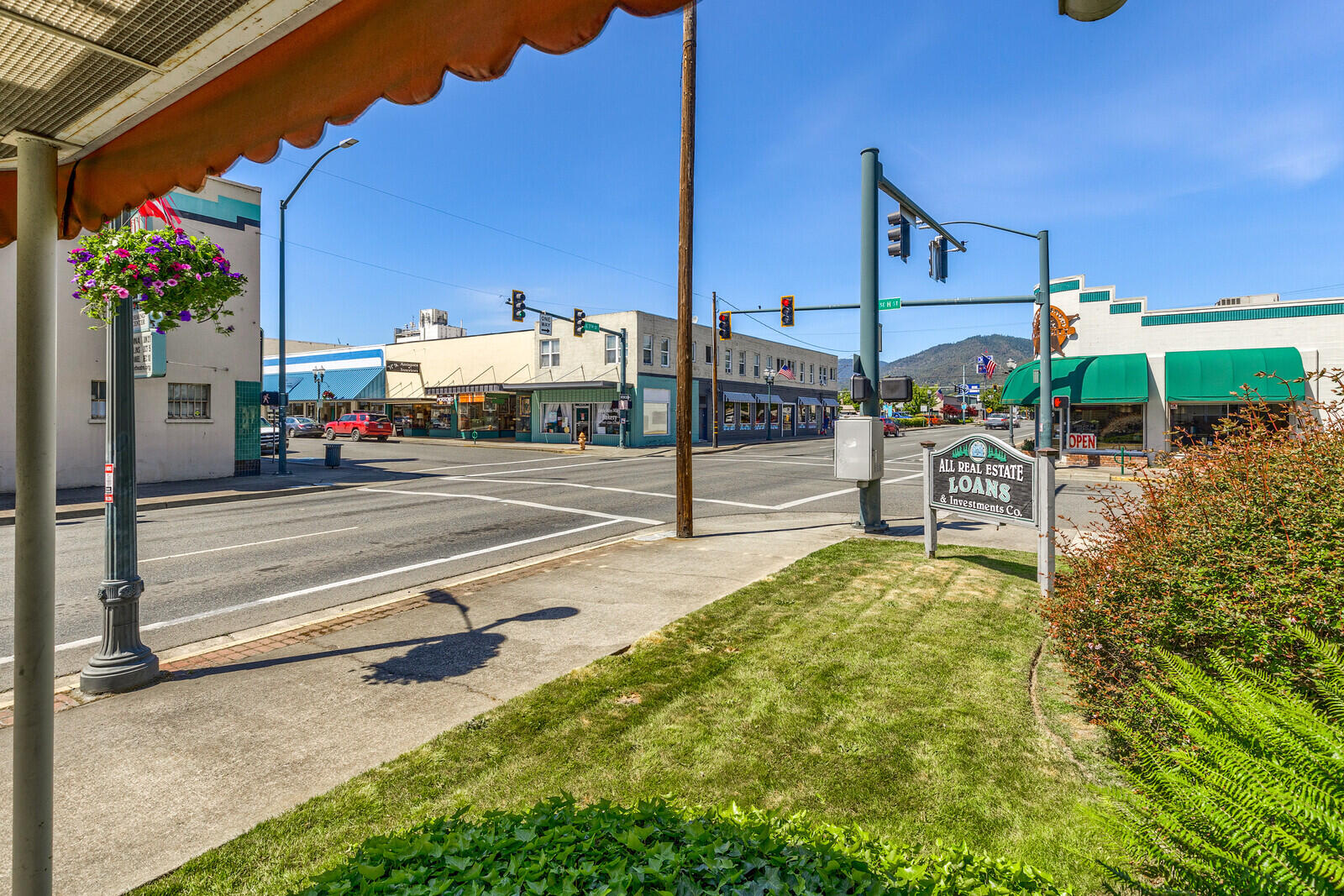 Grants Pass Original Townsite - Commercial Sale