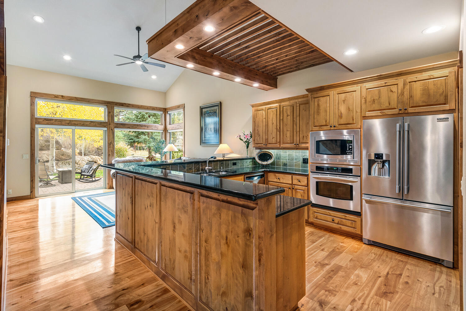 Broken Top - Residential