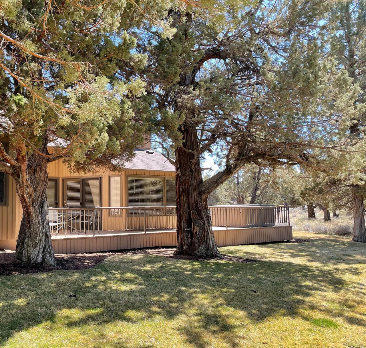 Eagle Crest - Residential