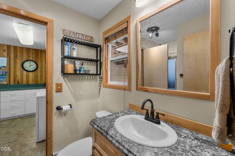 Tiny photo for 71006 Bracken Lane #GH 87, Black Butte Ranch, OR 97759 (MLS # 220224024)
