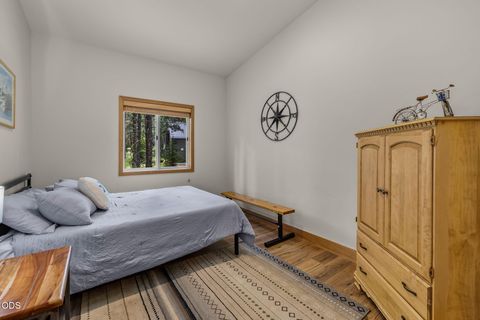Tiny photo for 71006 Bracken Lane #GH 87, Black Butte Ranch, OR 97759 (MLS # 220224024)
