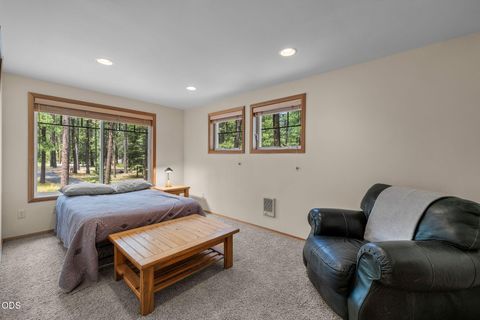 Tiny photo for 71006 Bracken Lane #GH 87, Black Butte Ranch, OR 97759 (MLS # 220224024)