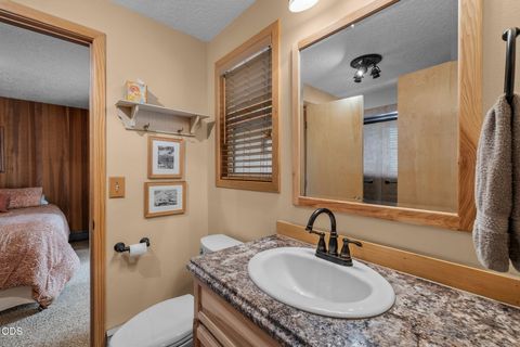 Tiny photo for 71006 Bracken Lane #GH 87, Black Butte Ranch, OR 97759 (MLS # 220224024)