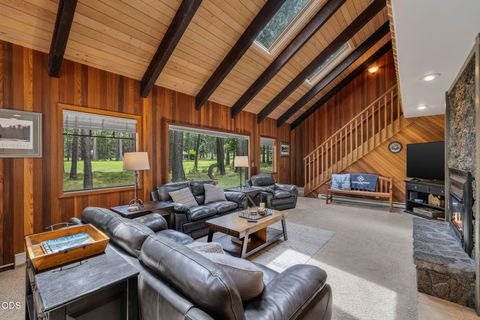 Tiny photo for 71006 Bracken Lane #GH 87, Black Butte Ranch, OR 97759 (MLS # 220224024)