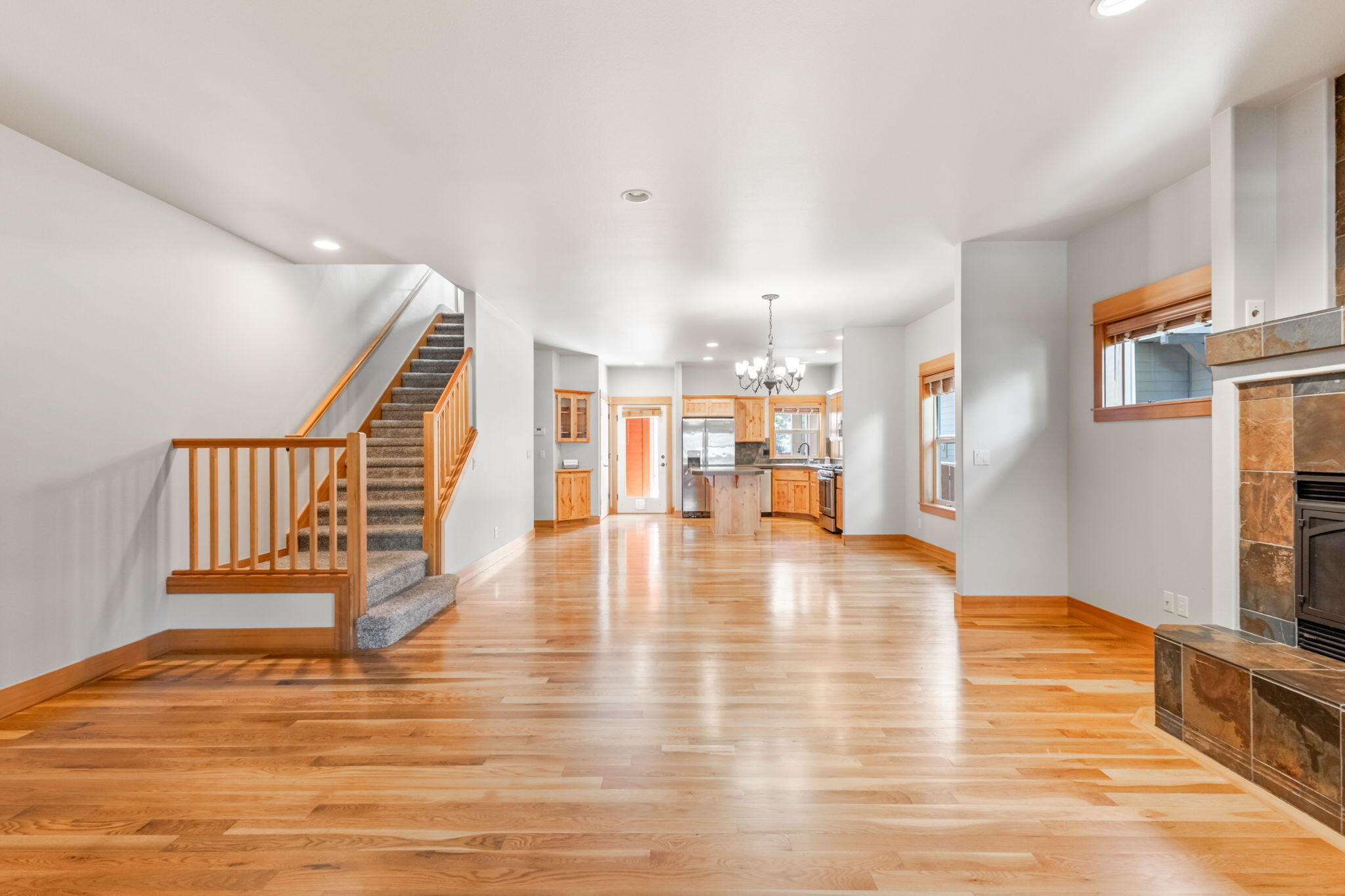 1562 NW Lepage Place