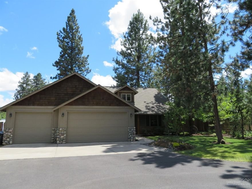 Fantastic location and large lot! This lovely 3 bedroom, 2 1/2 bath 2-story sits on huge .76 acre lot at end of cul-de-sac in desirable Quail Pine Estates in SW Bend. The home is 1859 sq ft with a triple car garage and RV parking and hook-up. Backyard has endless possibilities with patios, fire-pit, playground, greenhouse and more. This won't last long!