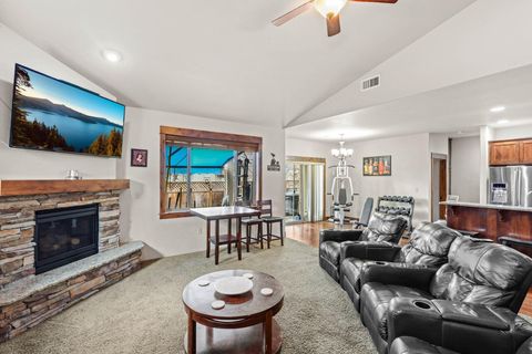 Tiny photo for 3609 Mallard Lane, Medford, OR 97504 (MLS # 220212441)