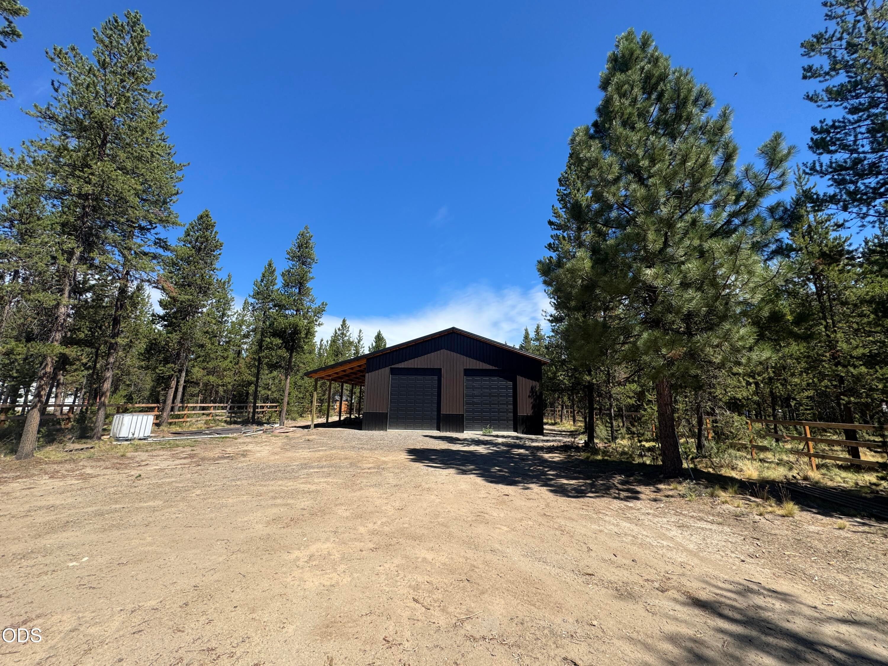 17088 Kingsburg Road