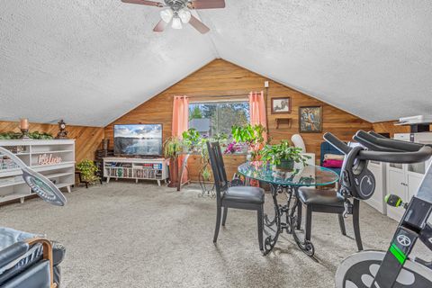 Tiny photo for 2759 Pennington Drive, Medford, OR 97504 (MLS # 220212197)