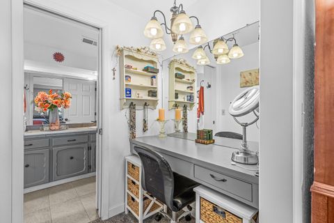 Tiny photo for 2759 Pennington Drive, Medford, OR 97504 (MLS # 220212197)