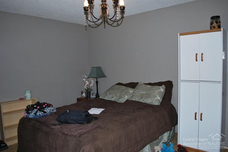 Deschutes River Tr - Residential