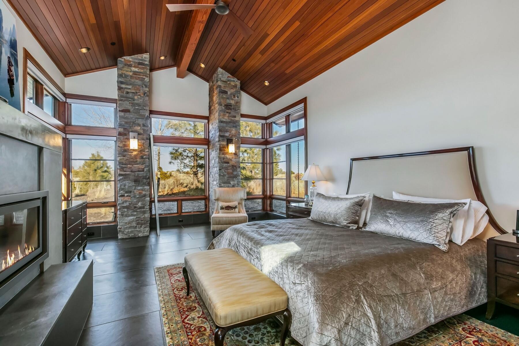 The Highlands at Broken Top - Residential