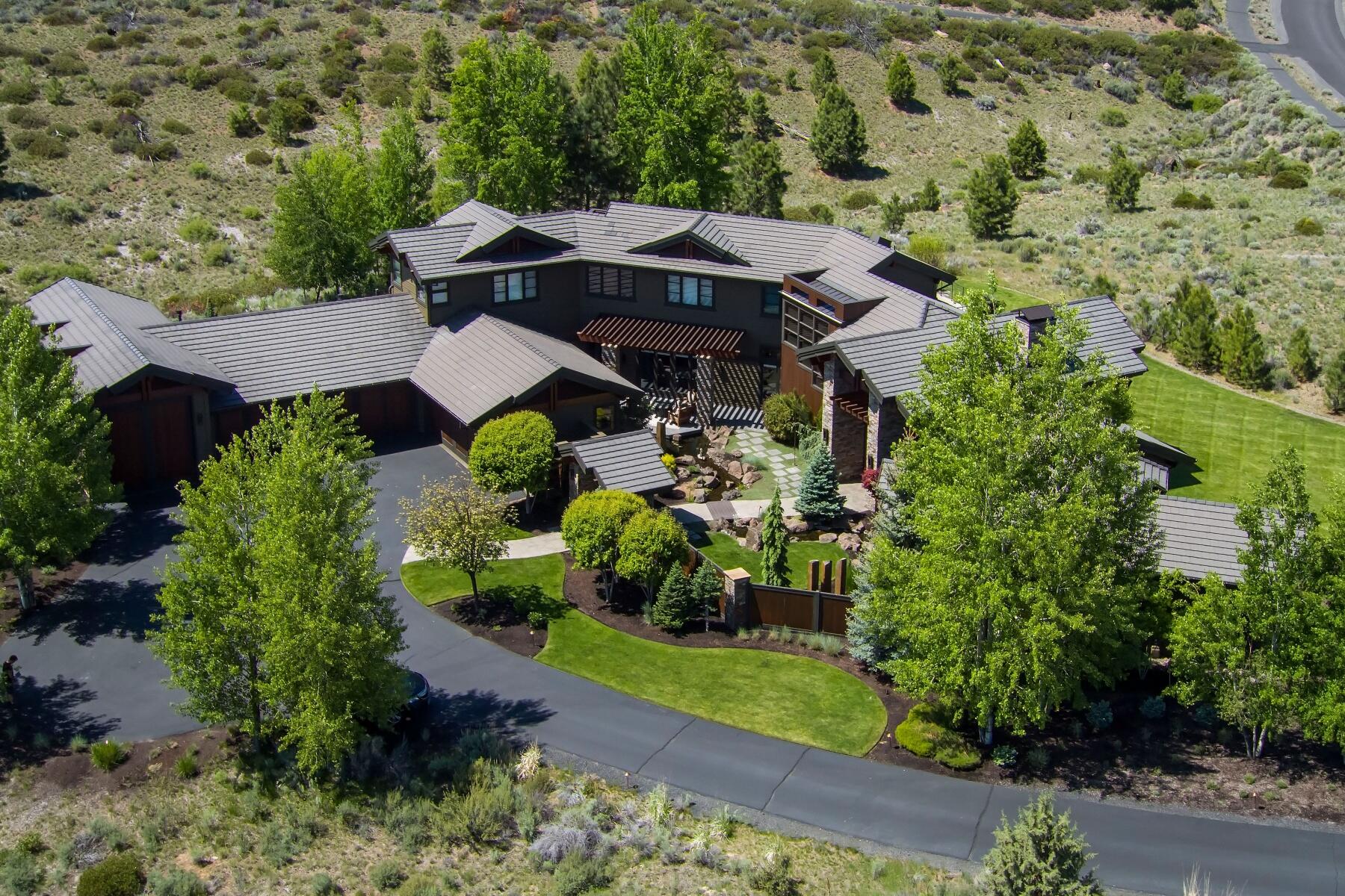 The Highlands at Broken Top - Residential