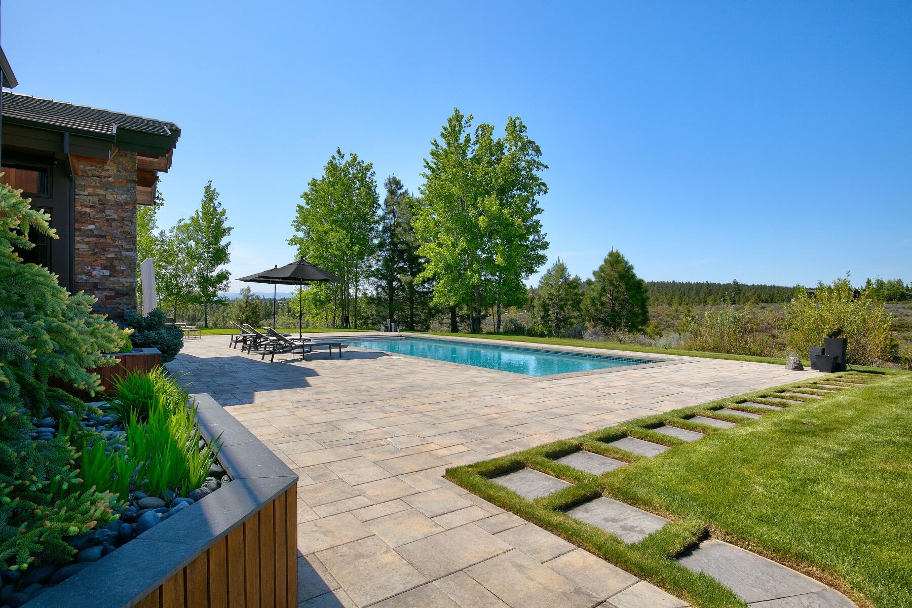 The Highlands at Broken Top - Residential