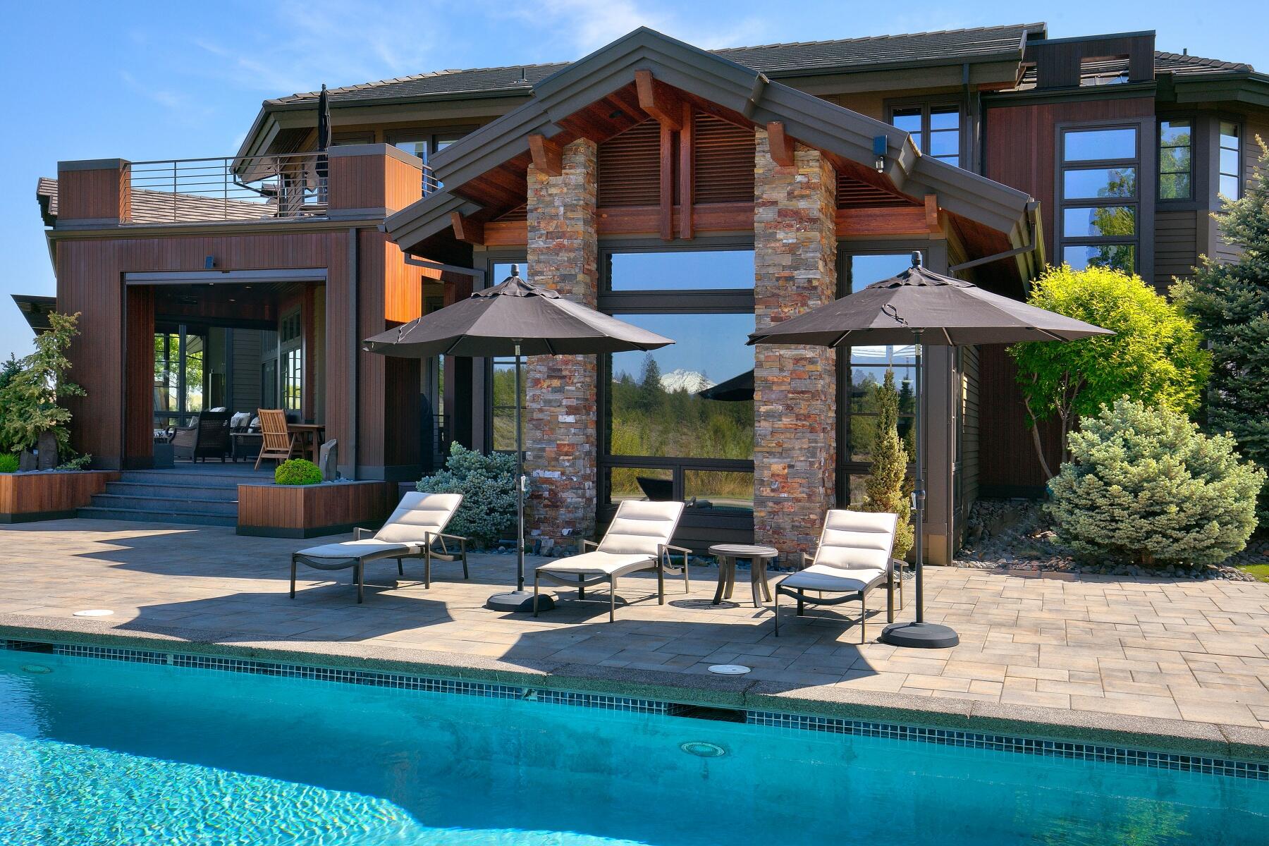 The Highlands at Broken Top - Residential