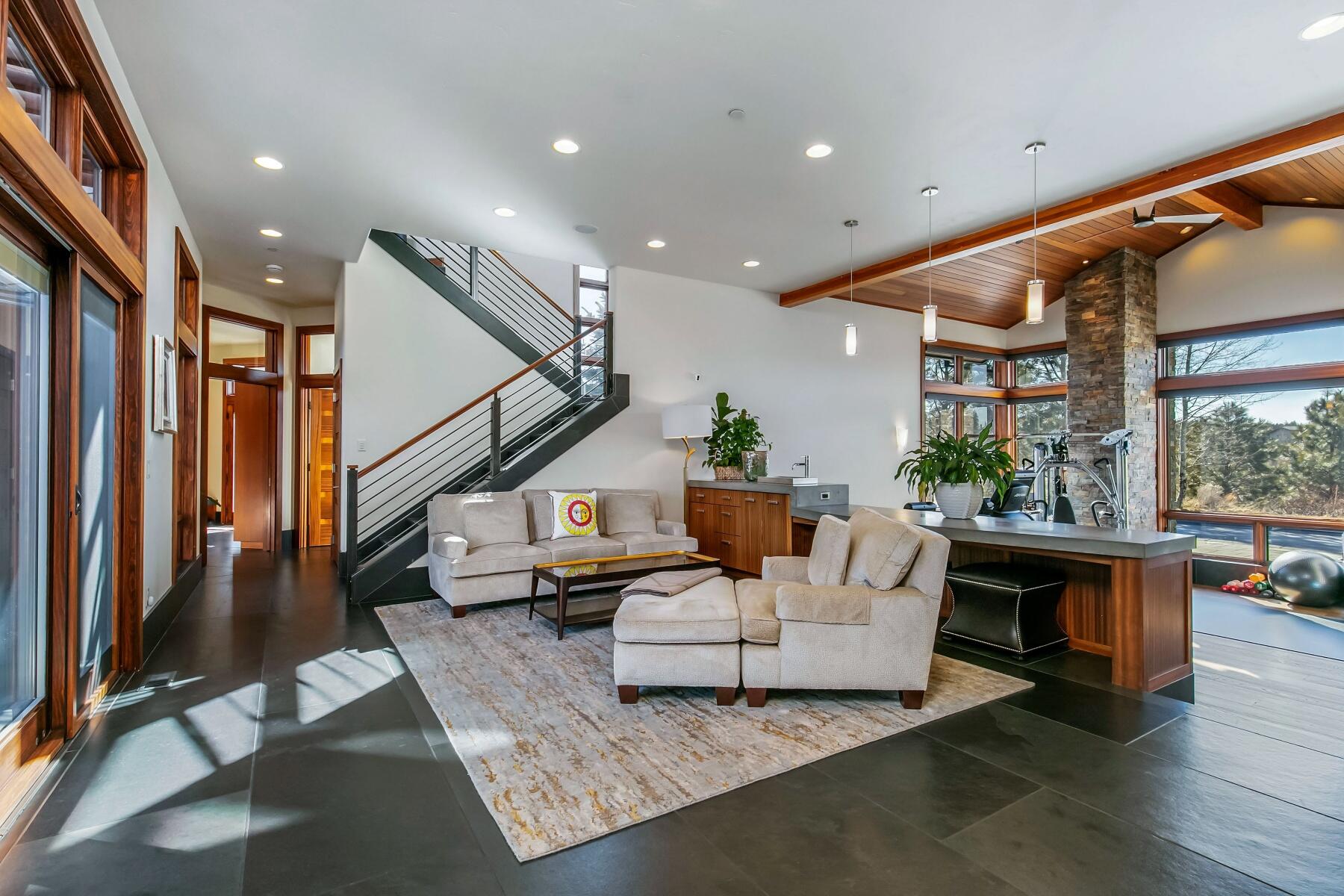 The Highlands at Broken Top - Residential