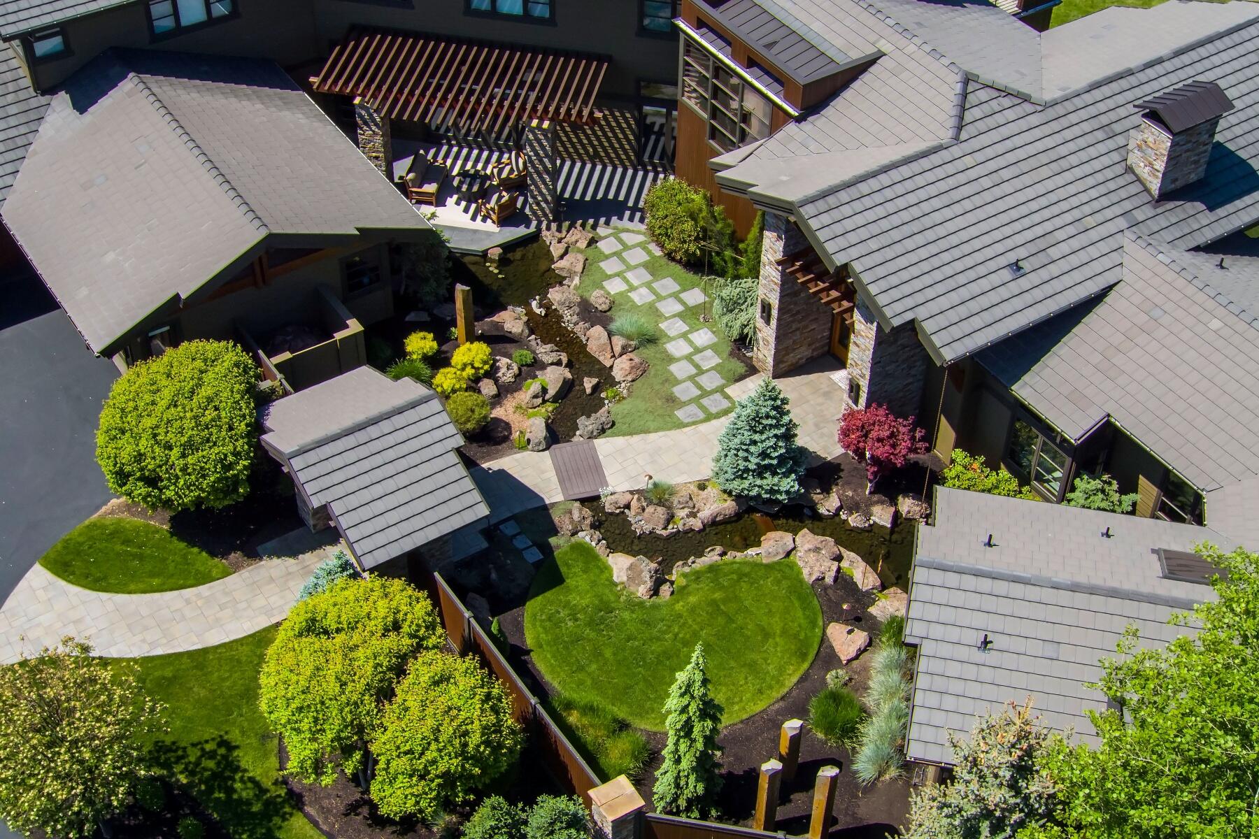 The Highlands at Broken Top - Residential