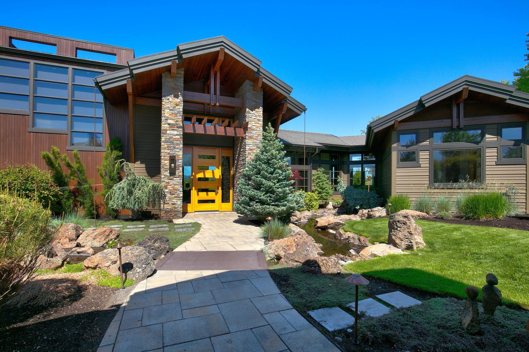 The Highlands at Broken Top - Residential