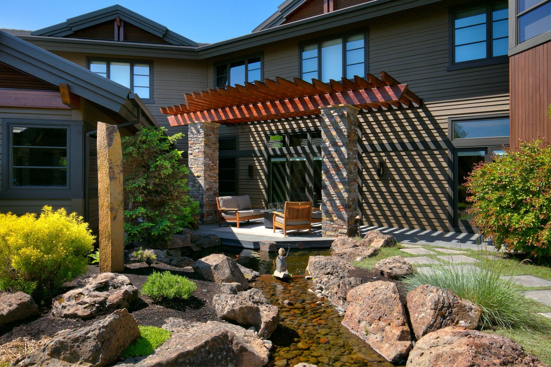 The Highlands at Broken Top - Residential