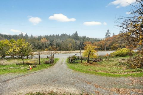 Tiny photo for 3630 Granite Hill Road, Grants Pass, OR 97526 (MLS # 220211951)