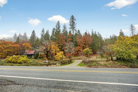 Tiny photo for 3630 Granite Hill Road, Grants Pass, OR 97526 (MLS # 220211951)