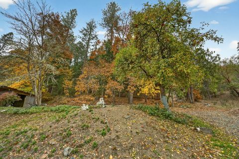 Tiny photo for 3630 Granite Hill Road, Grants Pass, OR 97526 (MLS # 220211951)