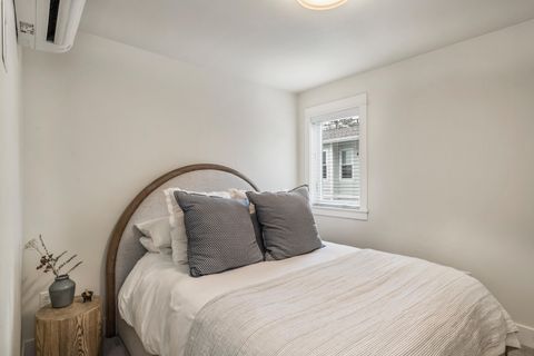 Tiny photo for 61661 Woodriver Drive #1-2, Bend, OR 97702 (MLS # 220220214)