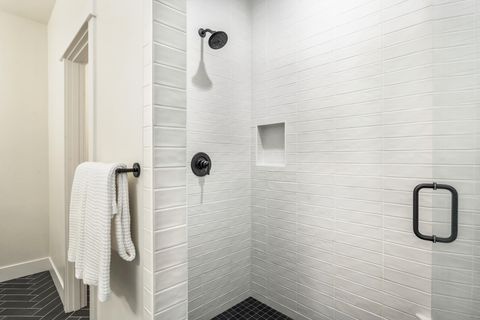 Tiny photo for 61661 Woodriver Drive #1-2, Bend, OR 97702 (MLS # 220220214)
