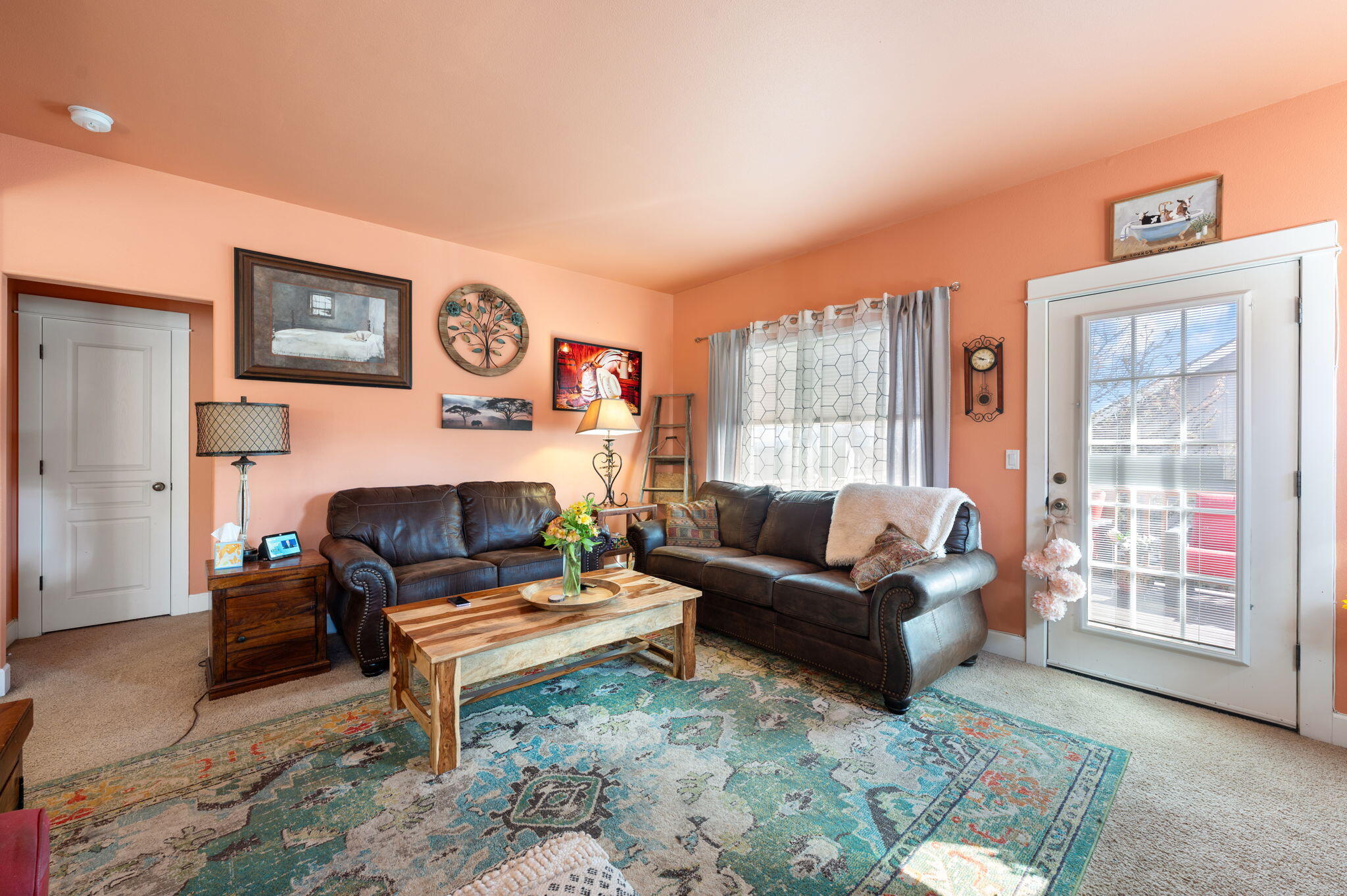 Ridgepointe - Residential