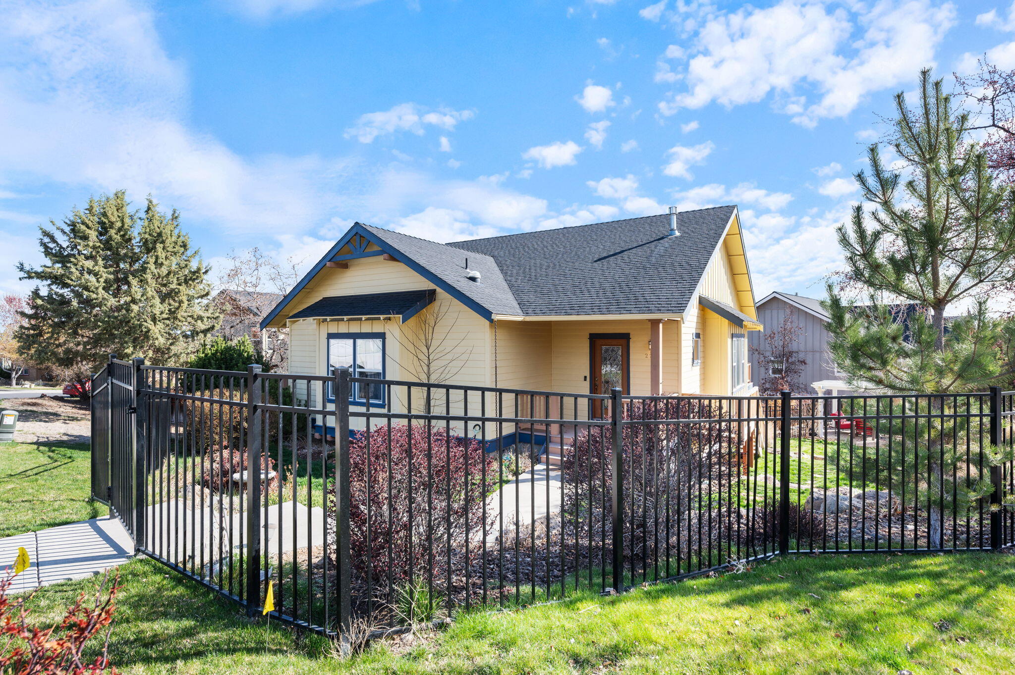 Ridgepointe - Residential