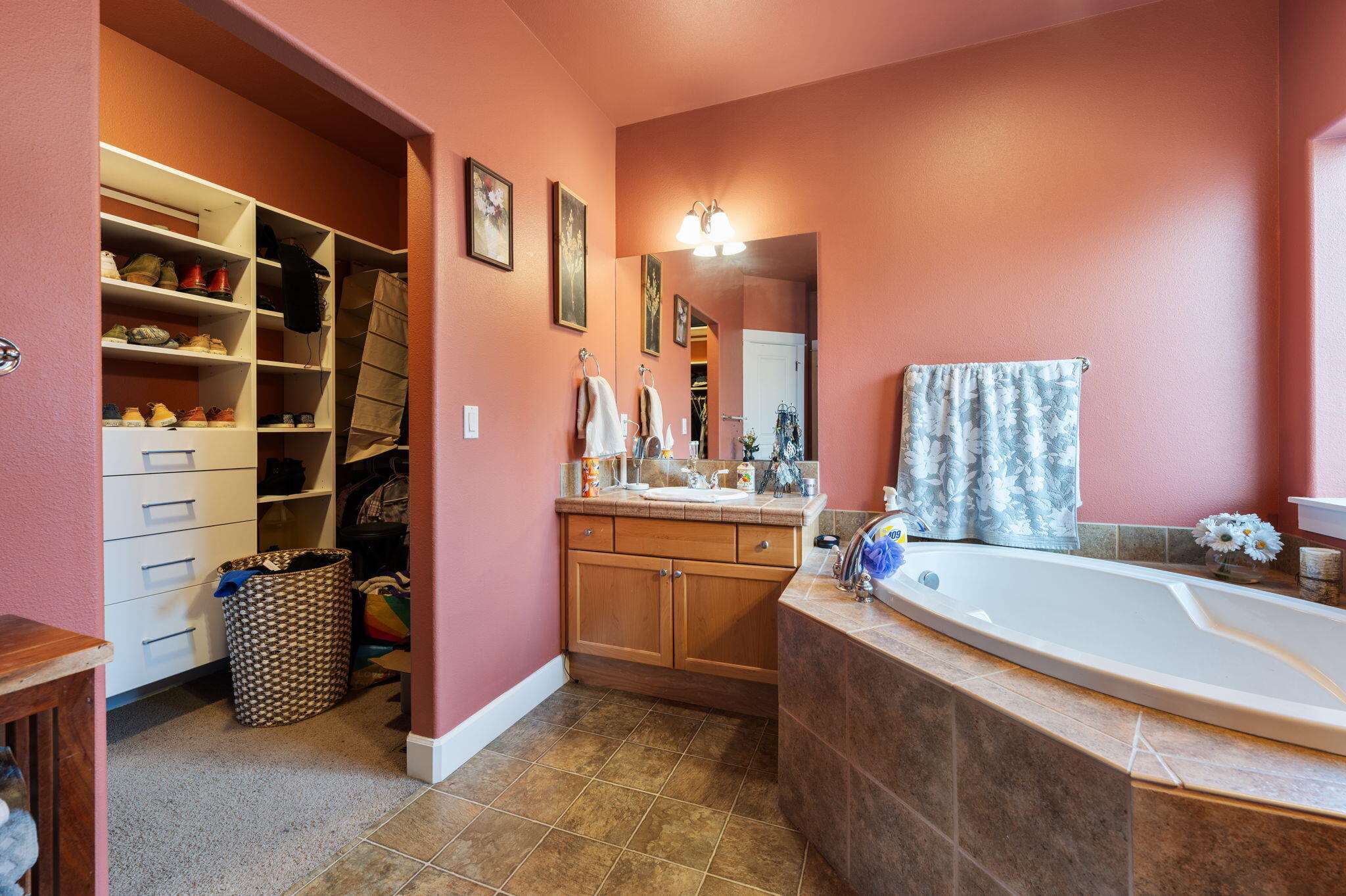 Ridgepointe - Residential