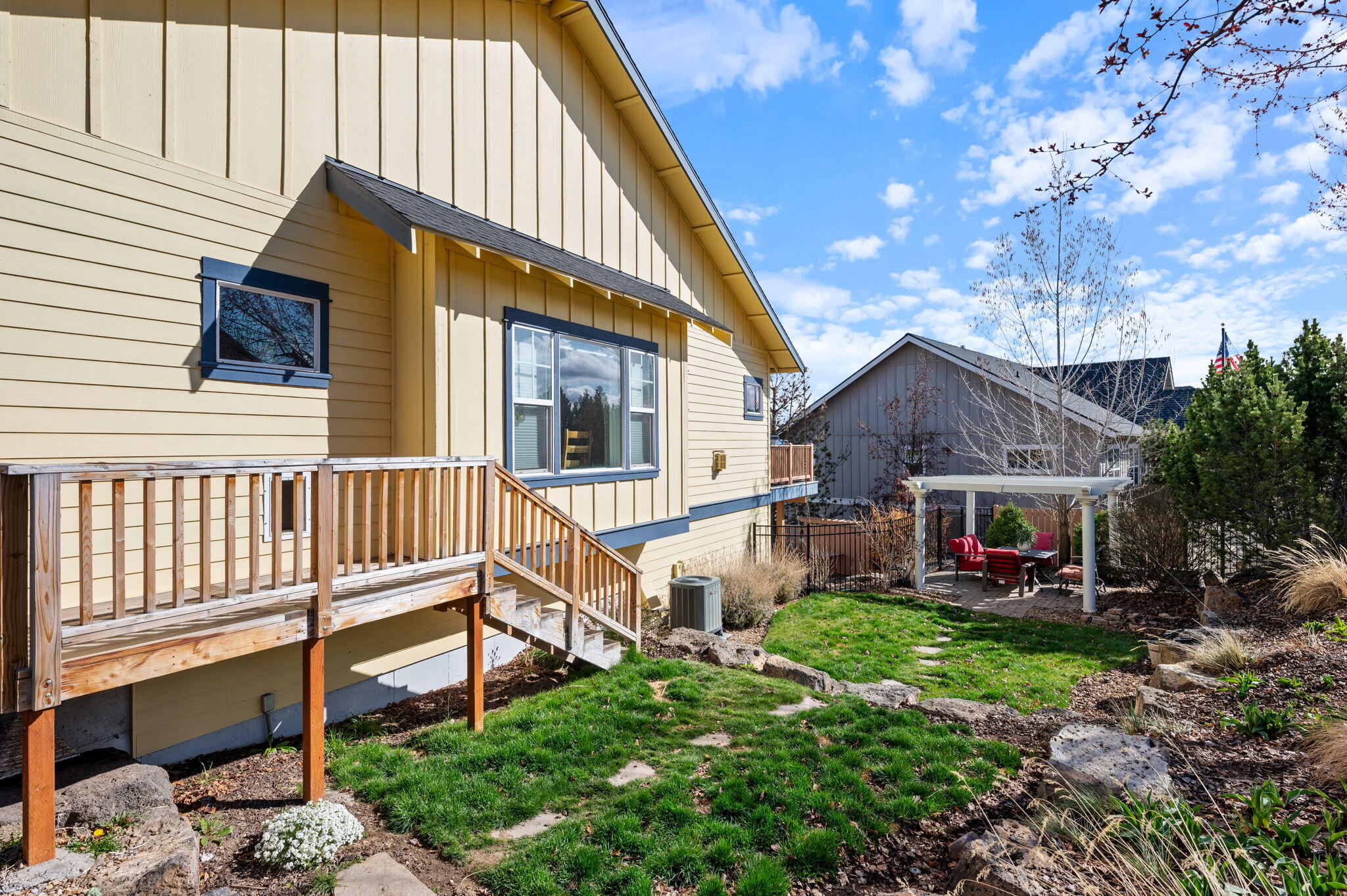 Ridgepointe - Residential