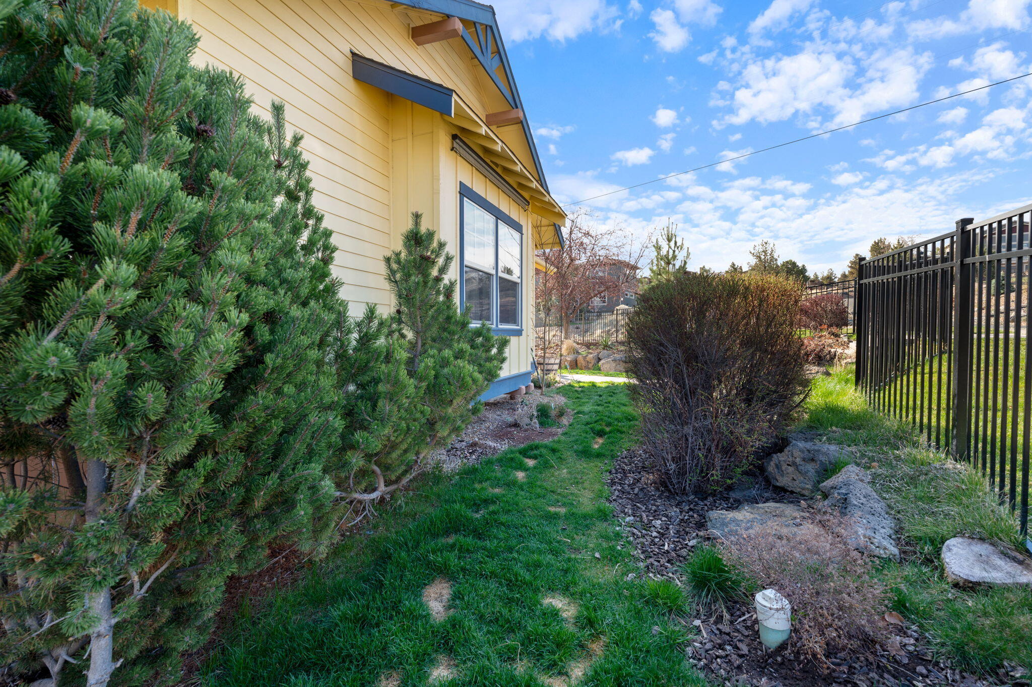 Ridgepointe - Residential