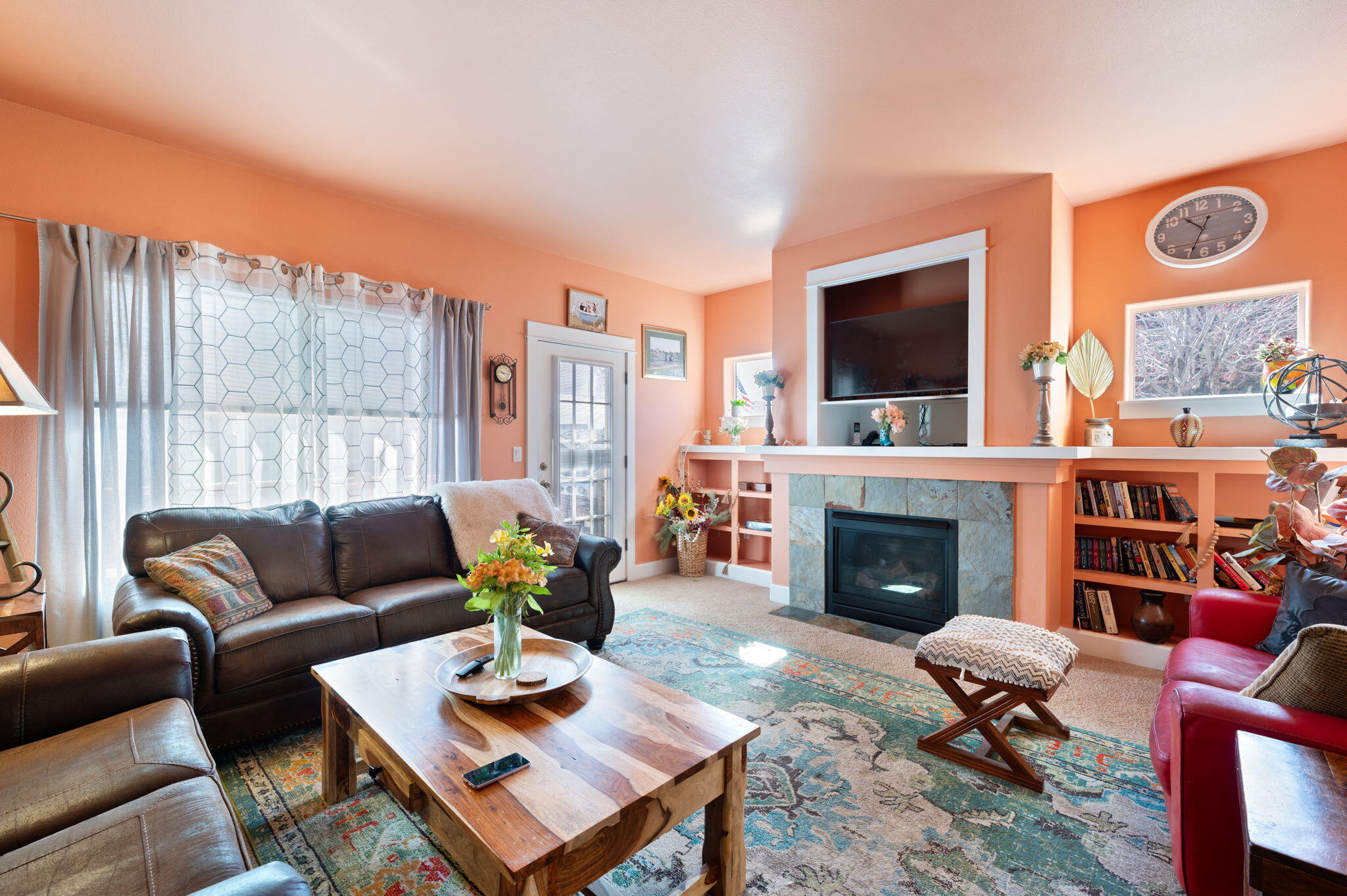 Ridgepointe - Residential