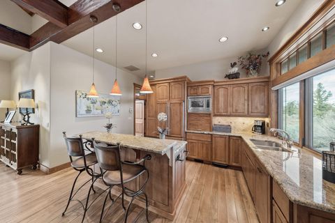 Tiny photo for 65930 Mariposa Lane, Bend, OR 97703 (MLS # 220204494)