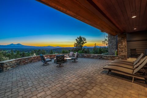 Tiny photo for 65930 Mariposa Lane, Bend, OR 97703 (MLS # 220204494)