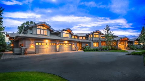Tiny photo for 65930 Mariposa Lane, Bend, OR 97703 (MLS # 220204494)