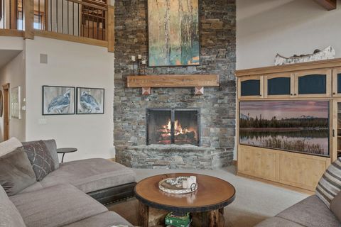 Tiny photo for 65930 Mariposa Lane, Bend, OR 97703 (MLS # 220204494)