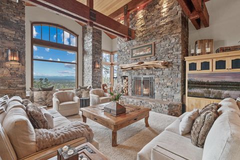 Tiny photo for 65930 Mariposa Lane, Bend, OR 97703 (MLS # 220204494)