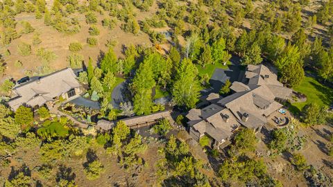 Tiny photo for 65930 Mariposa Lane, Bend, OR 97703 (MLS # 220204494)