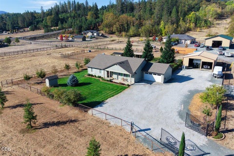Photo of 5786 Riverbanks Road, Grants Pass, OR 97527 (MLS # 220229782)