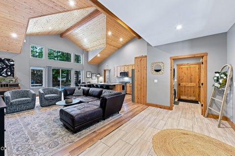Tiny photo for 70828 Purslane, SH 7, Black Butte Ranch, OR 97759 (MLS # 220227400)
