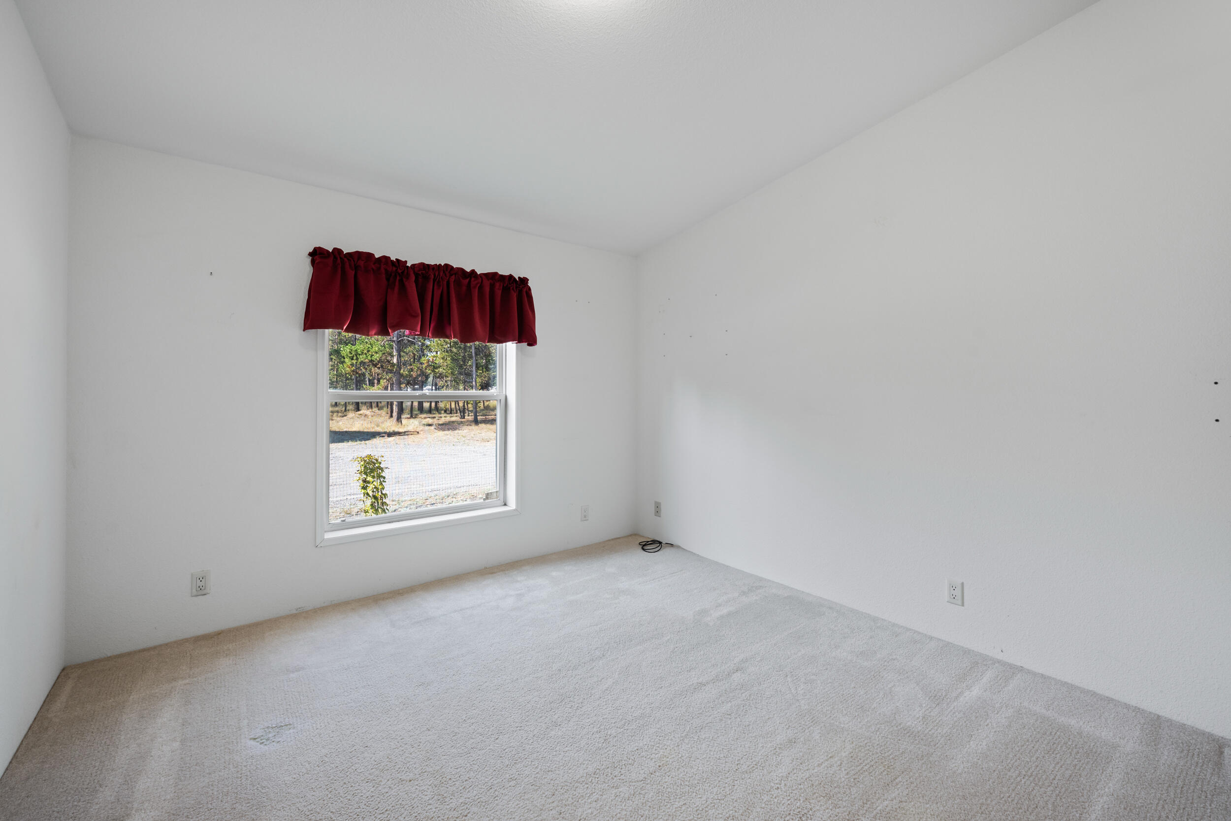 Los Pinos - Residential