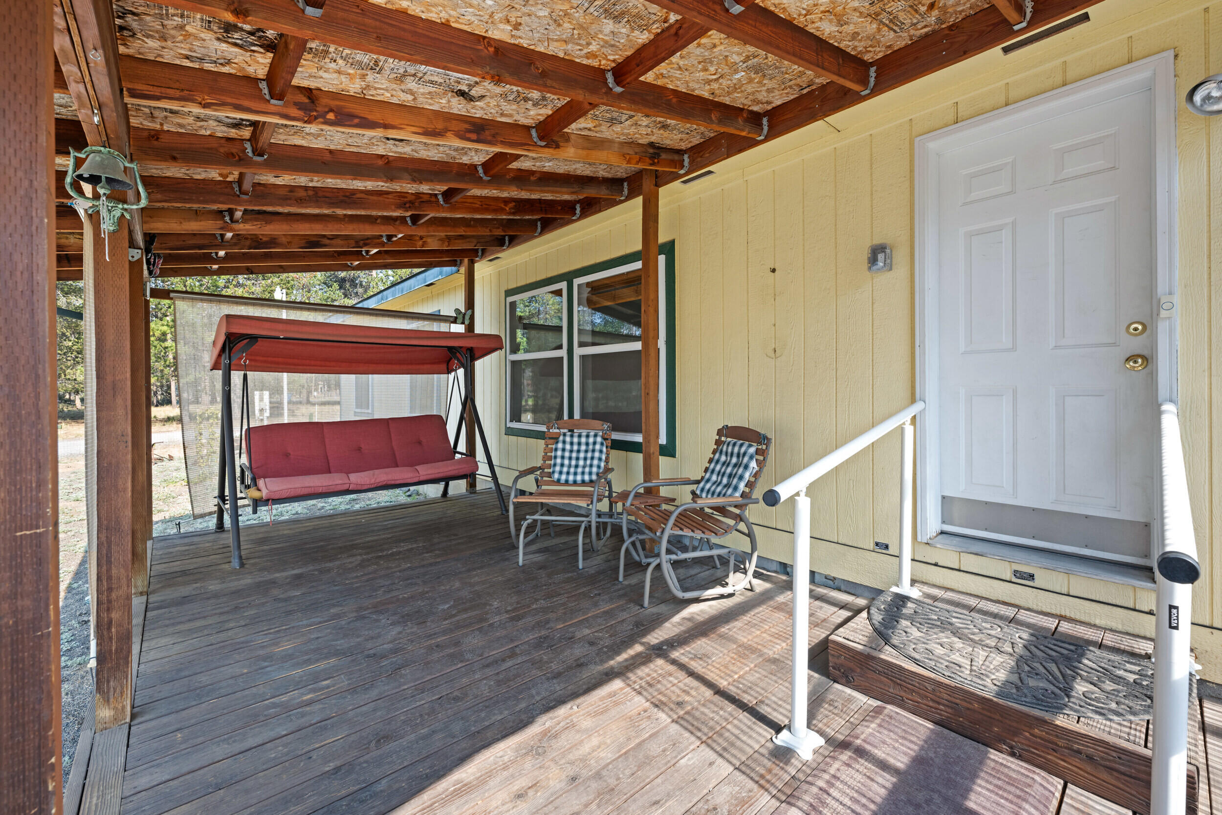 Los Pinos - Residential