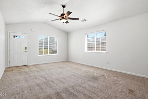 Tiny photo for 1005 N 10th Street, Central Point, OR 97502 (MLS # 220223270)